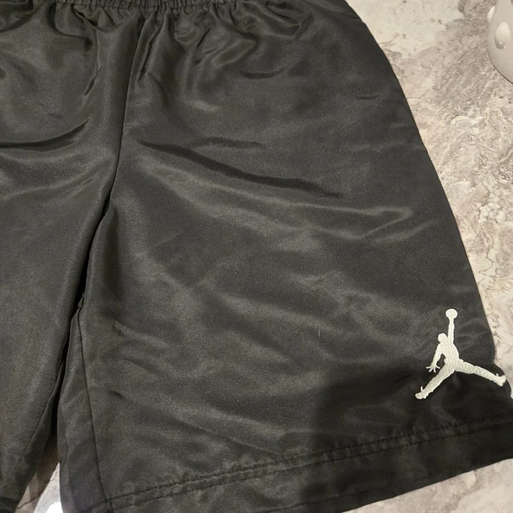 JORDAN JUNIOR SHORTS - Picture 2 of 2